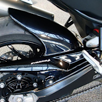 Pyramid Hugger Gloss Black - BMW F800 R