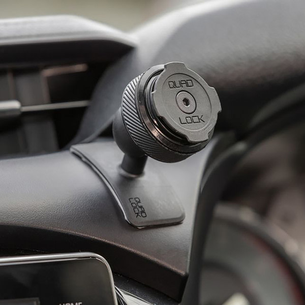 quad-lock_vehicle-car-dash-mount_detail1.jpg